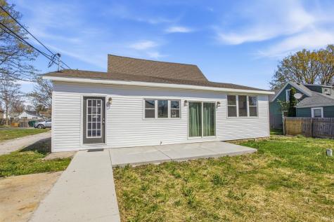 105 E Jefferson Street Kempton IN 46049