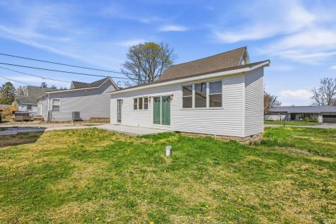 105 E Jefferson Street Kempton IN 46049