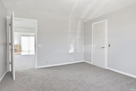 105 E Jefferson Street Kempton IN 46049