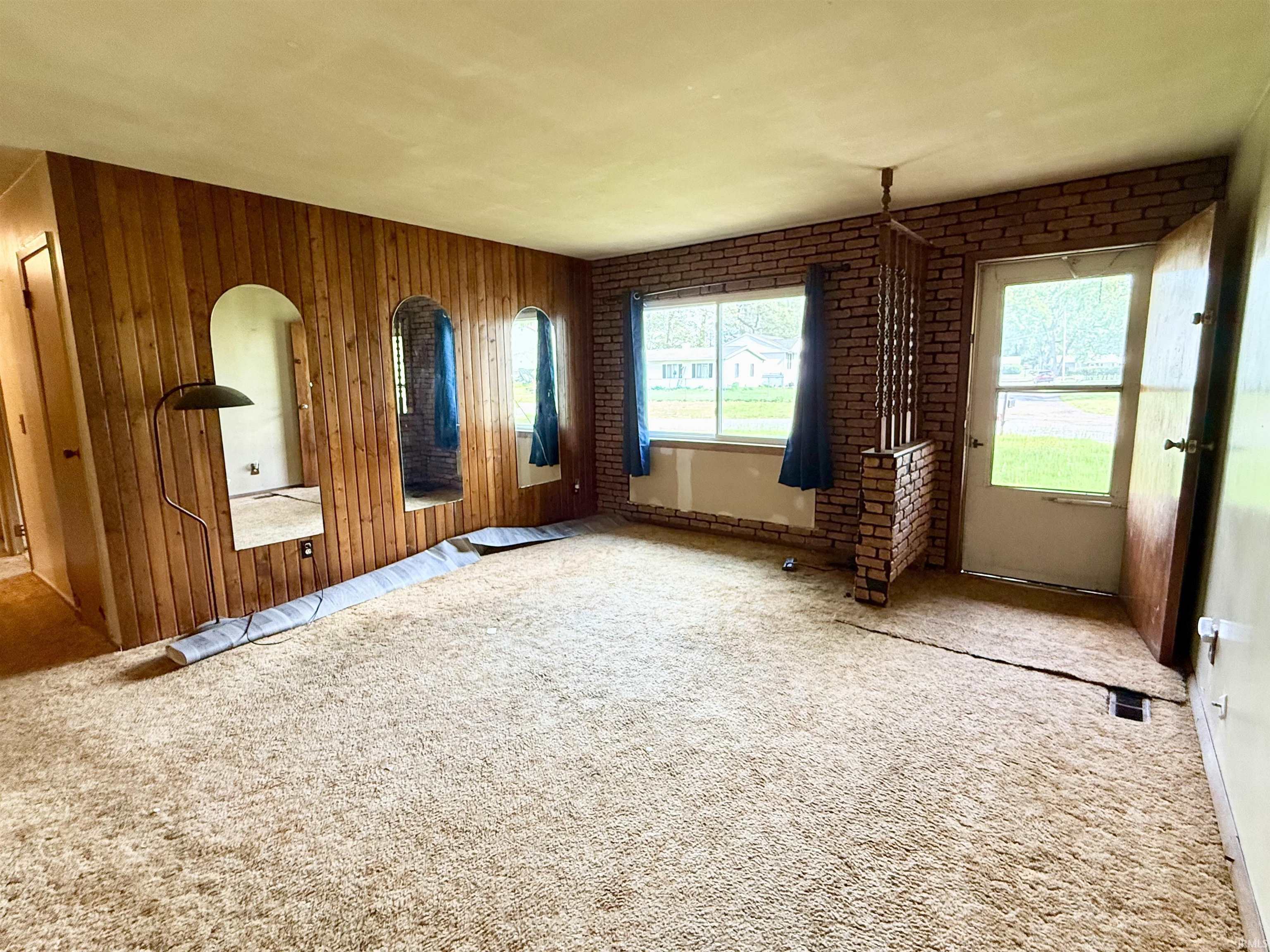 1312 Emerald Drive Niles MI 49120