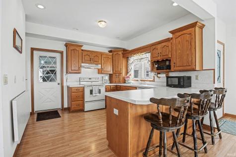 1007 Chapman Lake Drive Warsaw IN 46582