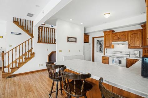 1007 Chapman Lake Drive Warsaw IN 46582