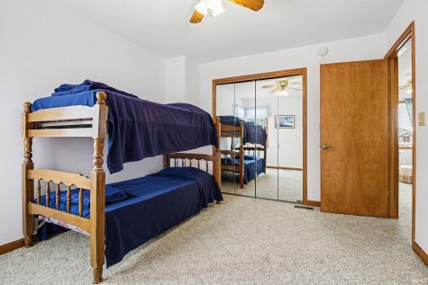 1007 Chapman Lake Drive Warsaw IN 46582