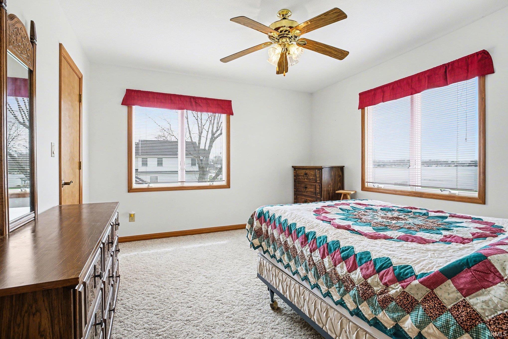 1007 Chapman Lake Drive Warsaw IN 46582