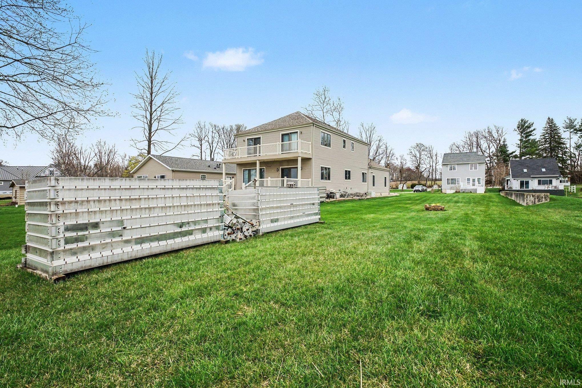 1007 Chapman Lake Drive Warsaw IN 46582