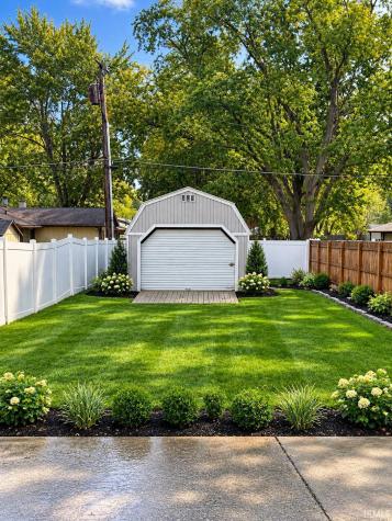 5124 Maplecrest Road Fort Wayne IN 46835