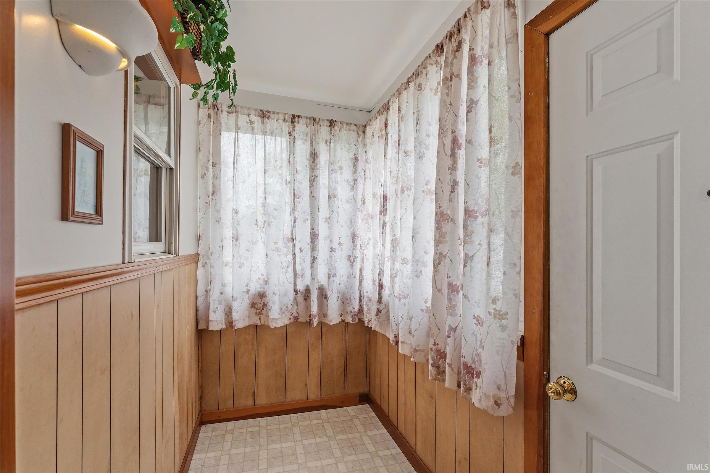 538 W 3rd Street Mishawaka IN 46544