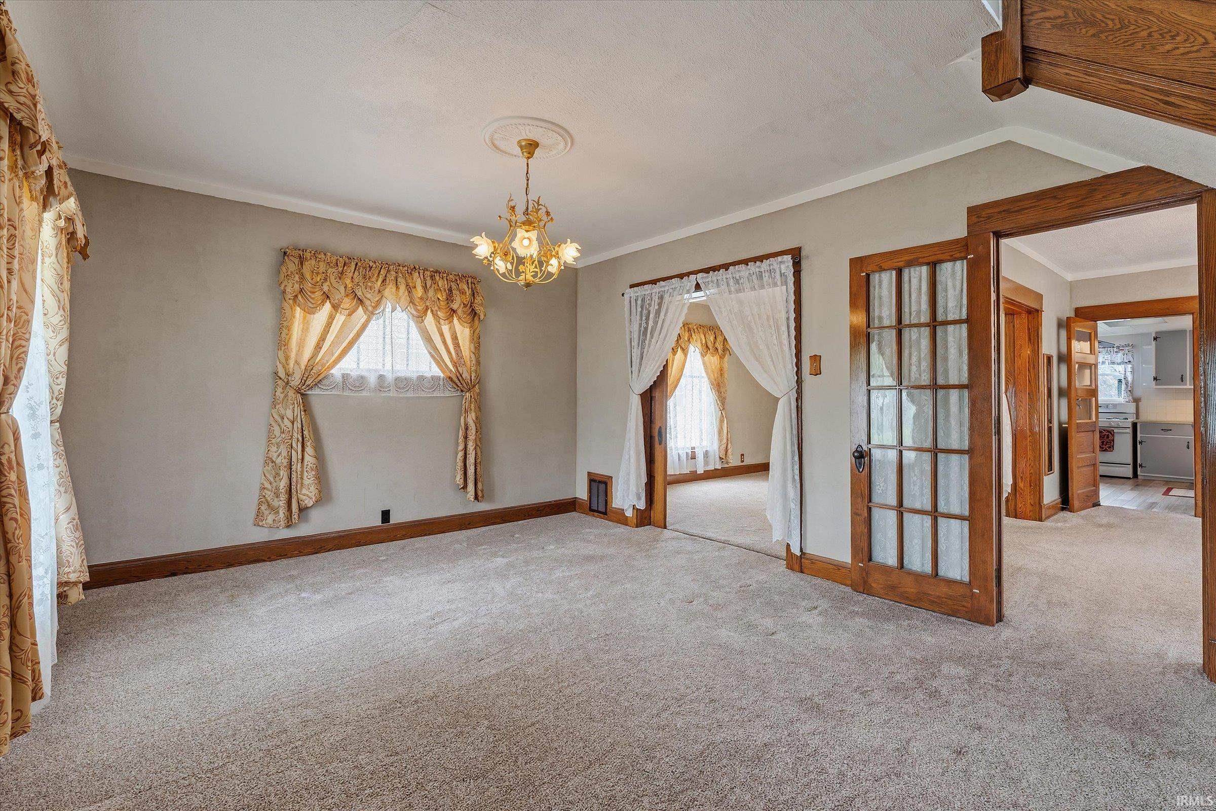 538 W 3rd Street Mishawaka IN 46544