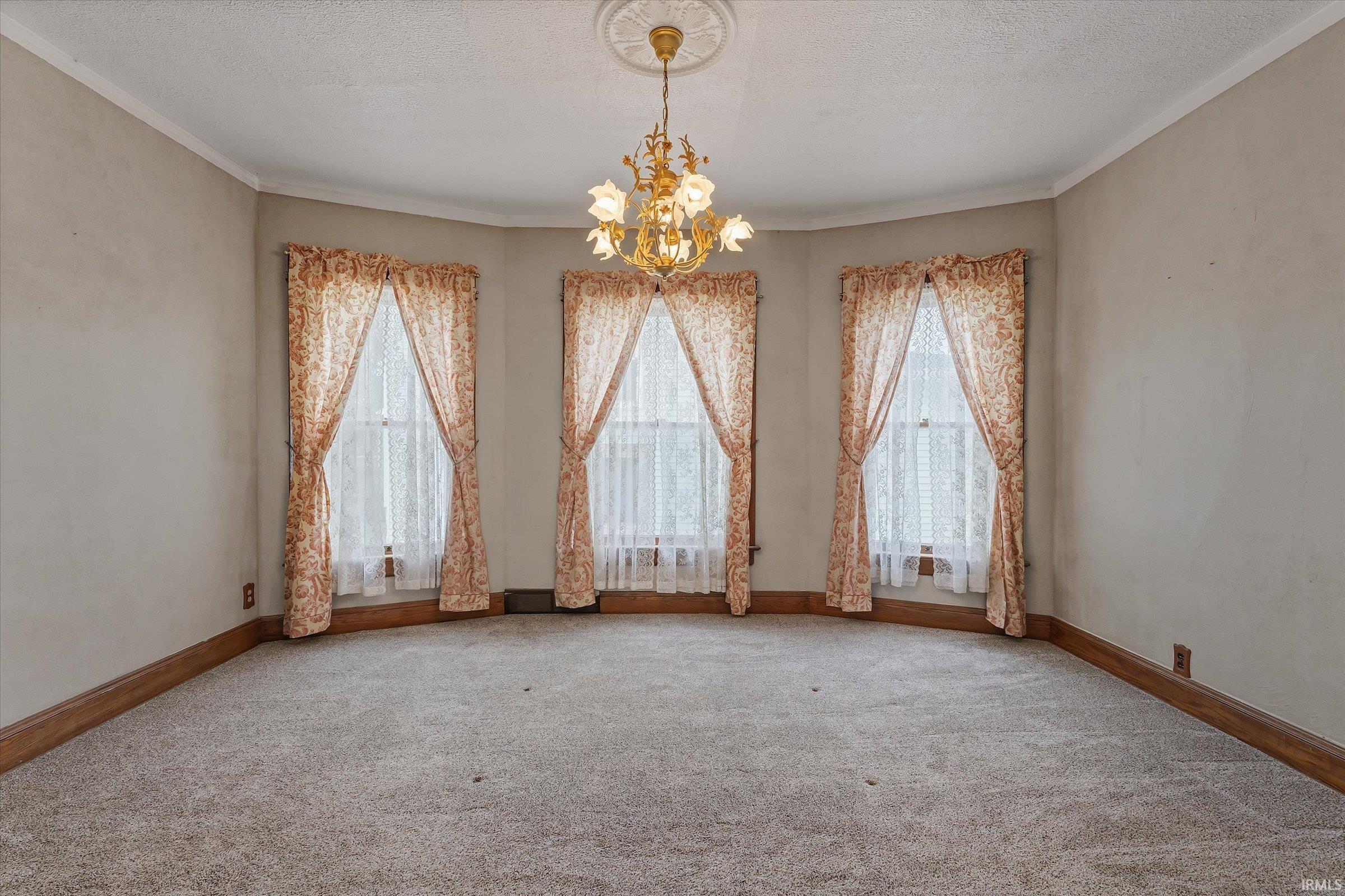 538 W 3rd Street Mishawaka IN 46544