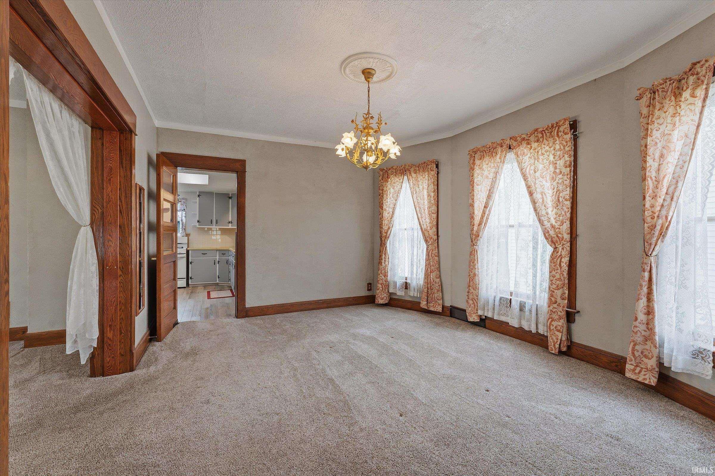 538 W 3rd Street Mishawaka IN 46544