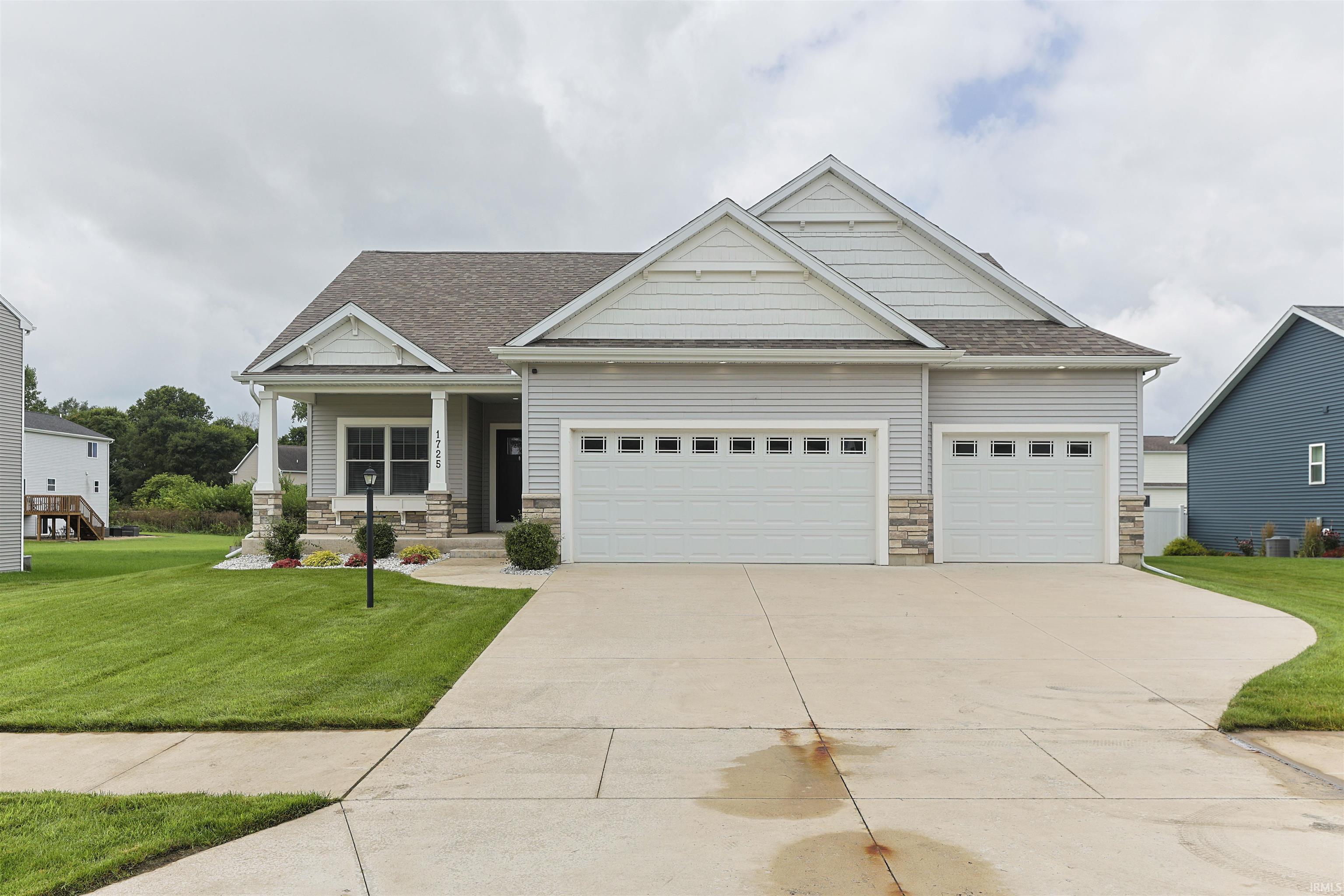 1725 Stoneham Drive Mishawaka IN 46544