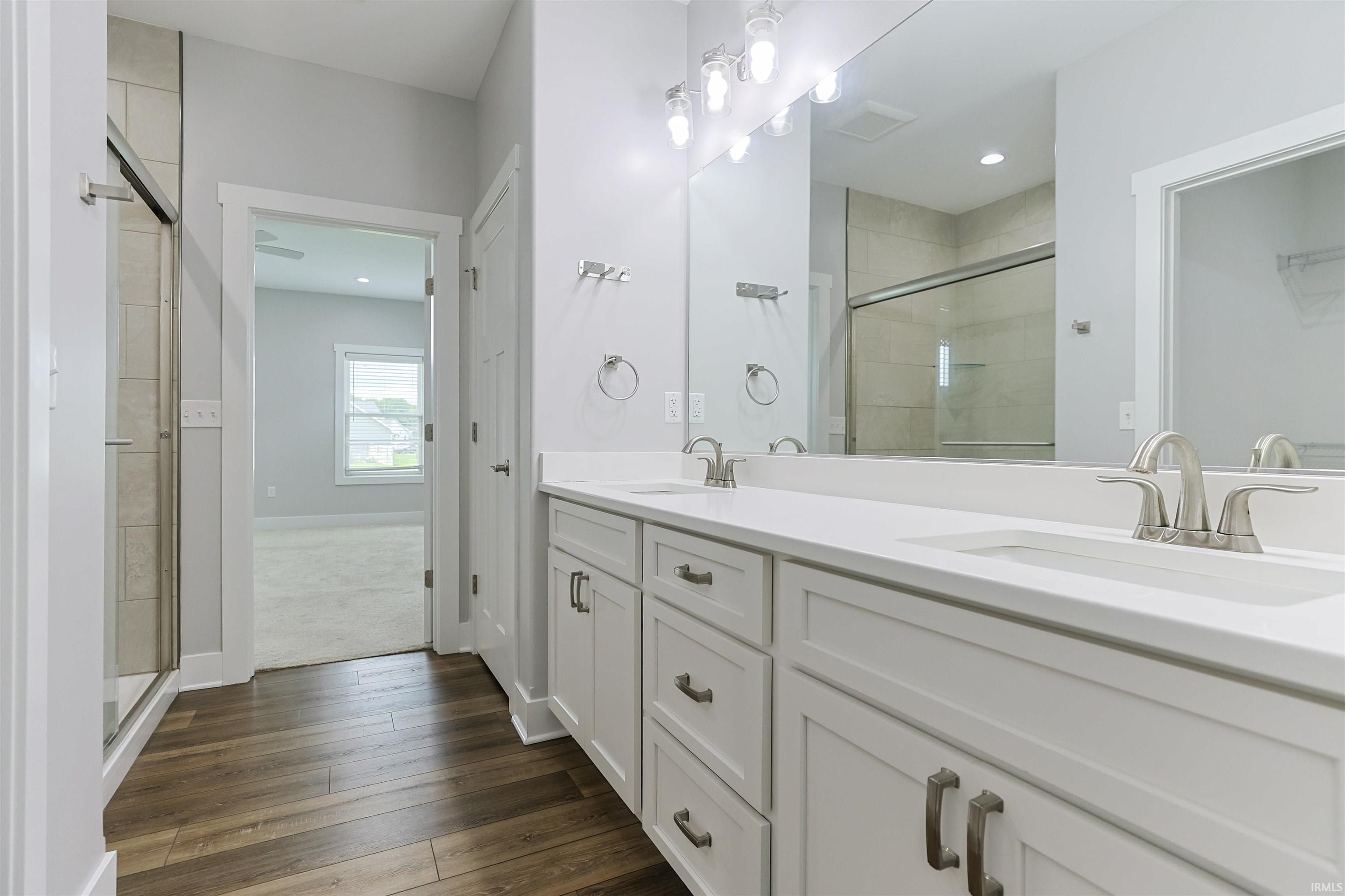 1725 Stoneham Drive Mishawaka IN 46544