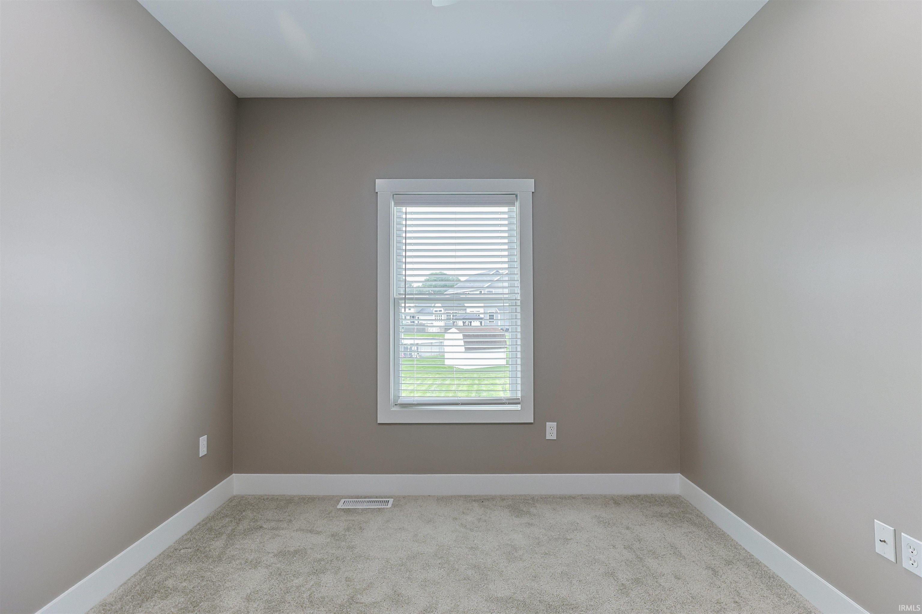 1725 Stoneham Drive Mishawaka IN 46544