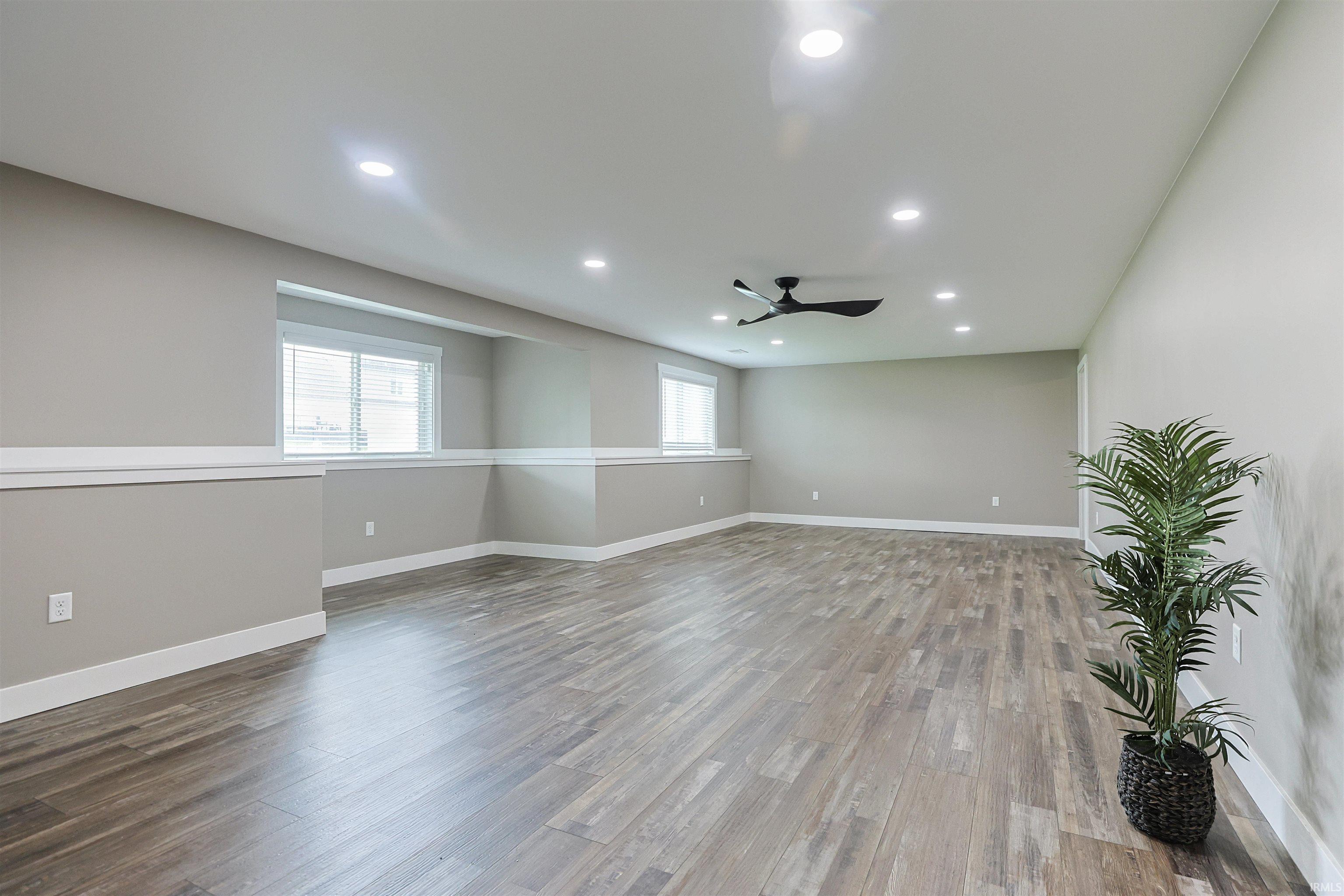 1725 Stoneham Drive Mishawaka IN 46544