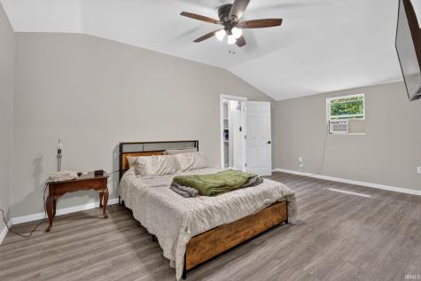 9504 S Raben Road Mount Vernon IN 47620