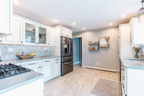 5726 E 800 N Syracuse IN 46567