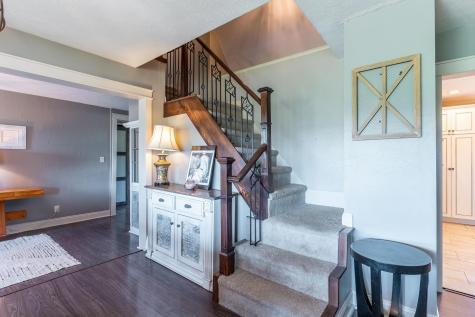 5726 E 800 N Syracuse IN 46567