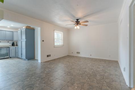 208 Camden Court Evansville IN 47715