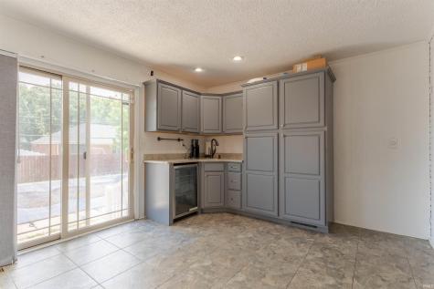 208 Camden Court Evansville IN 47715