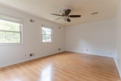 208 Camden Court Evansville IN 47715