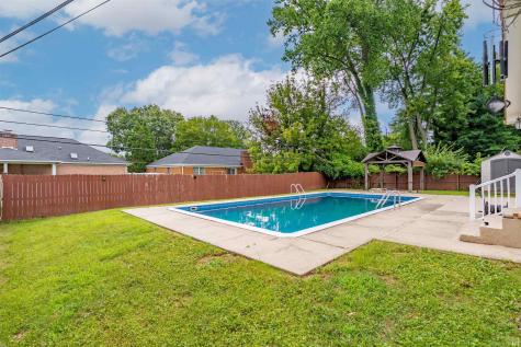 208 Camden Court Evansville IN 47715