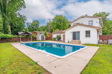208 Camden Court Evansville IN 47715