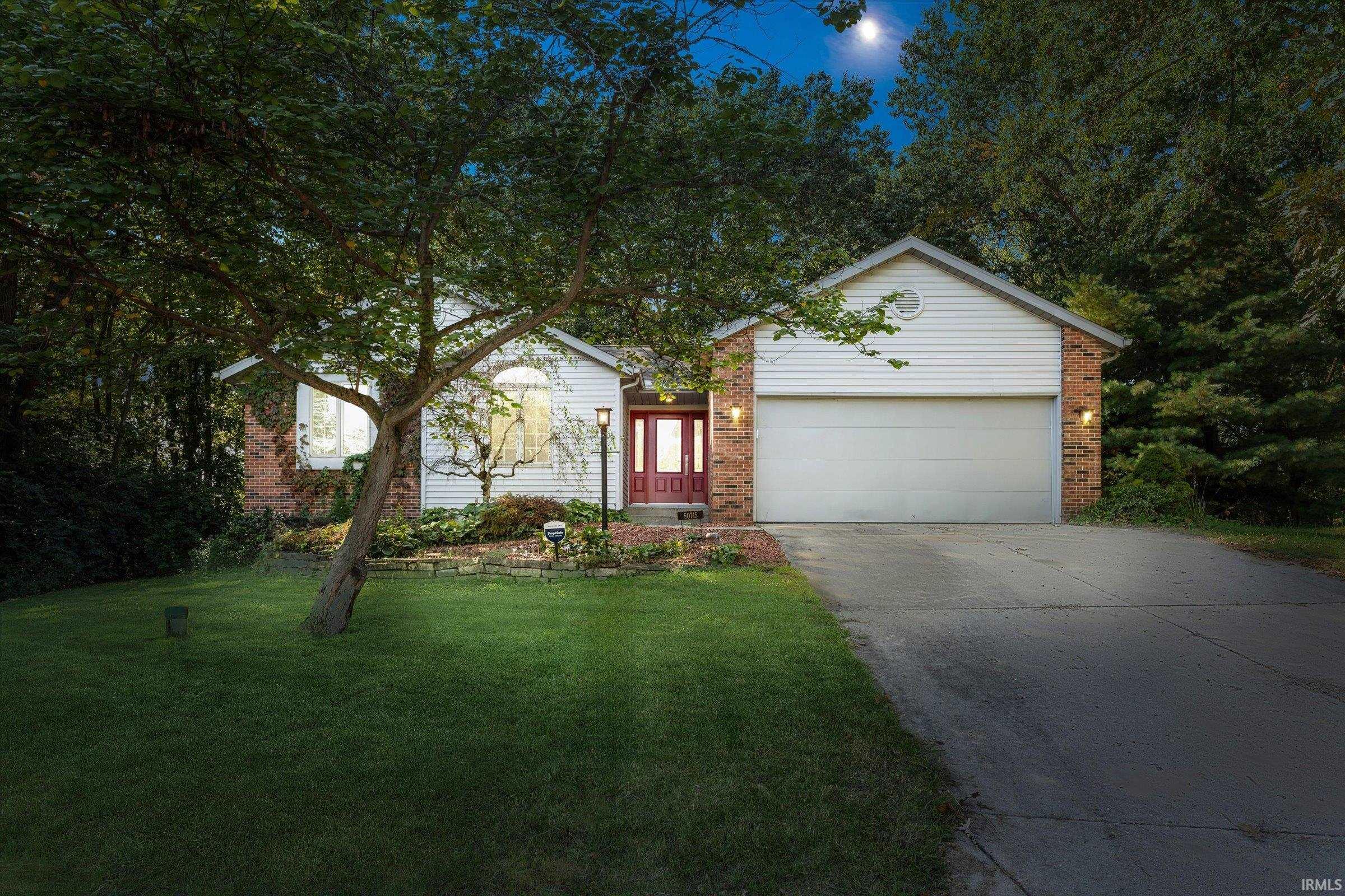 50715 Wimbledon Court South Bend IN 46637
