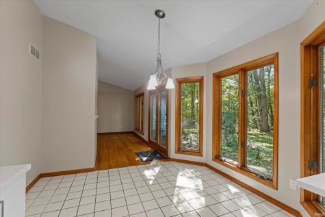 50715 Wimbledon Court South Bend IN 46637