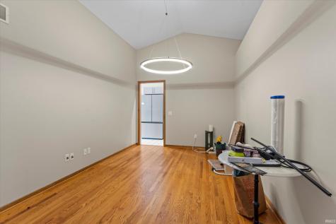 50715 Wimbledon Court South Bend IN 46637