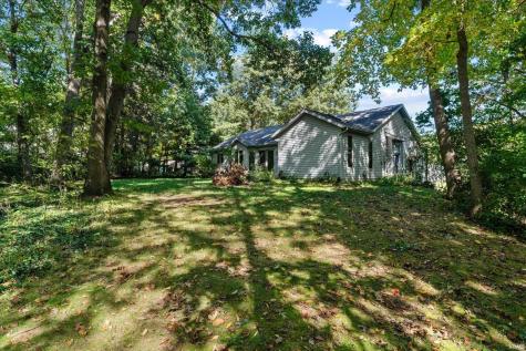 50715 Wimbledon Court South Bend IN 46637