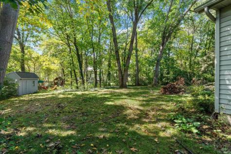 50715 Wimbledon Court South Bend IN 46637