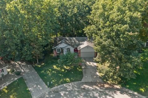 50715 Wimbledon Court South Bend IN 46637