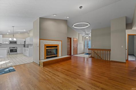50715 Wimbledon Court South Bend IN 46637