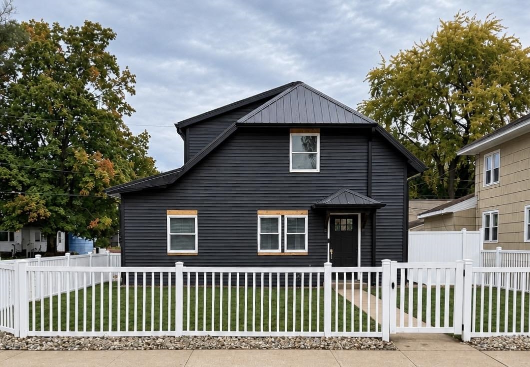 South Bend IN, 1237 Cedar Street