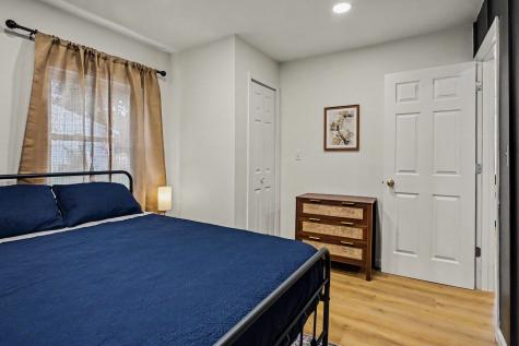 1237 Cedar Street South Bend IN 46617