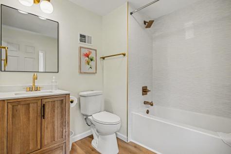 1237 Cedar Street South Bend IN 46617