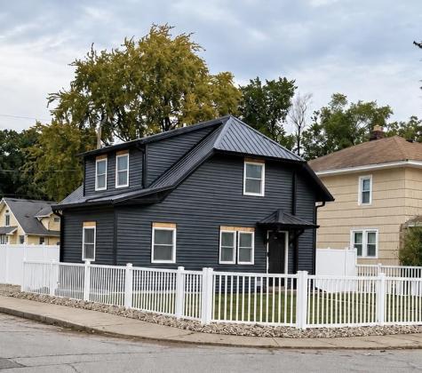 1237 Cedar Street South Bend IN 46617