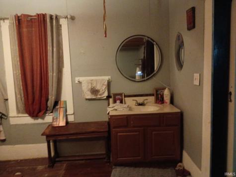 254 N Cold Springs Road Bloomfield IN 47424