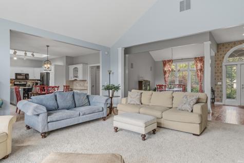6328 Shady Creek Court Fort Wayne IN 46814