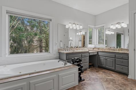 6328 Shady Creek Court Fort Wayne IN 46814
