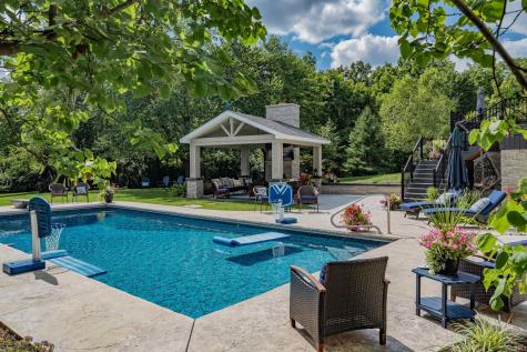 6328 Shady Creek Court Fort Wayne IN 46814
