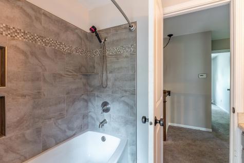 15707 Bluffton Road Fort Wayne IN 46819
