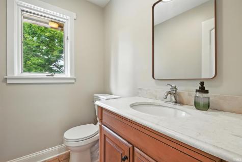 818 Sunrise Avenue Lafayette IN 47904