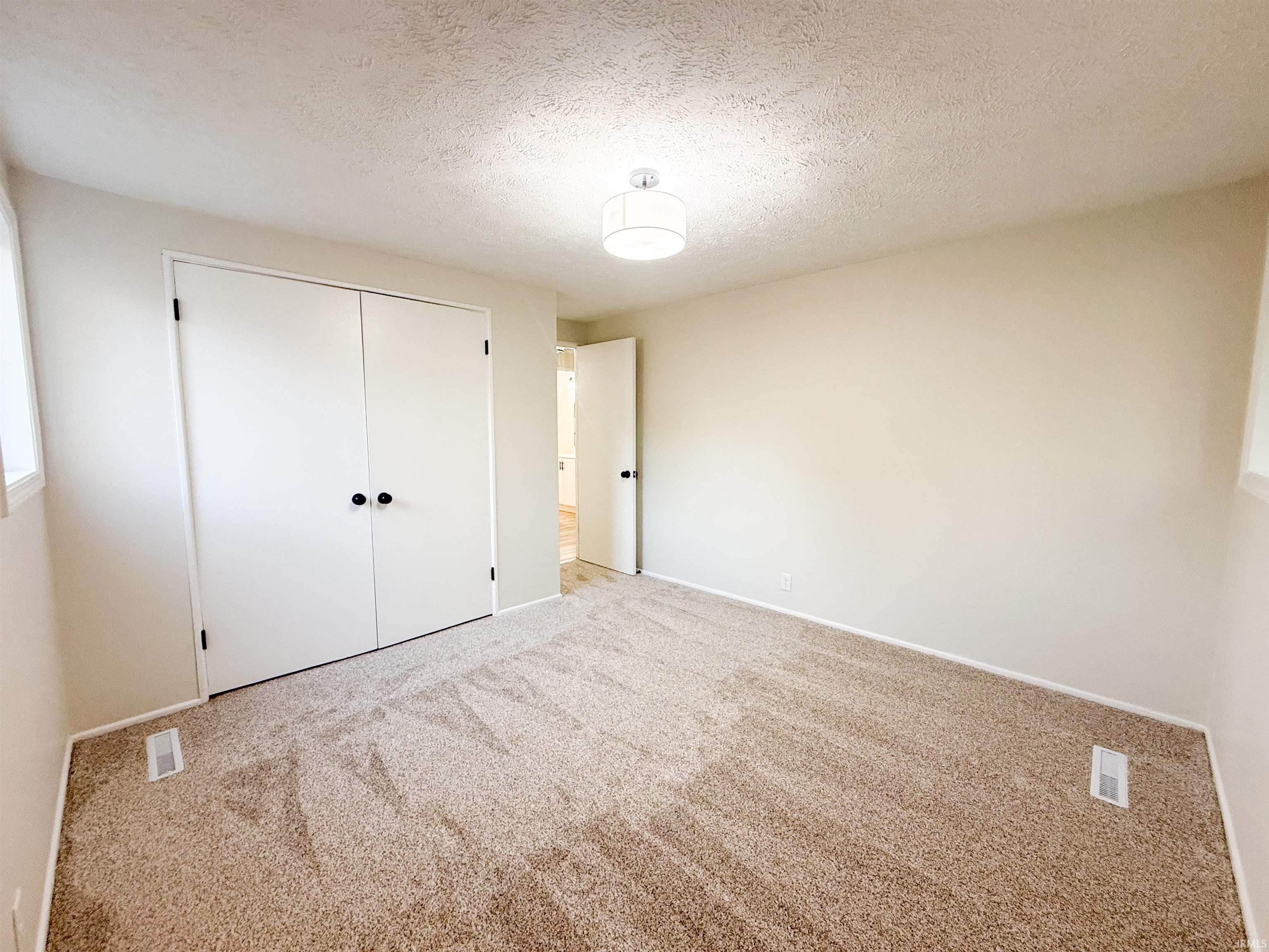 2904 Hilltop Drive South Bend IN 46614