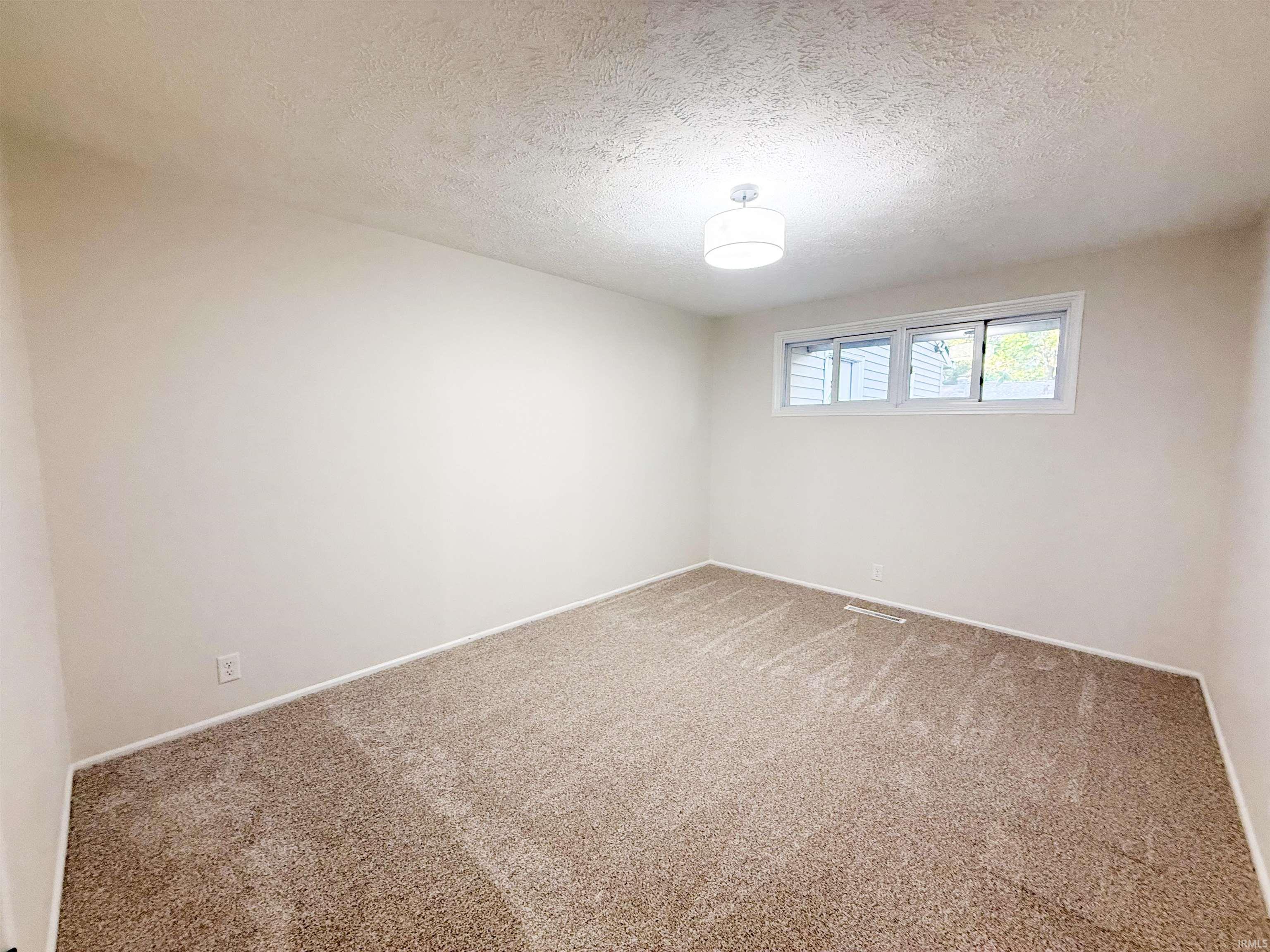 2904 Hilltop Drive South Bend IN 46614