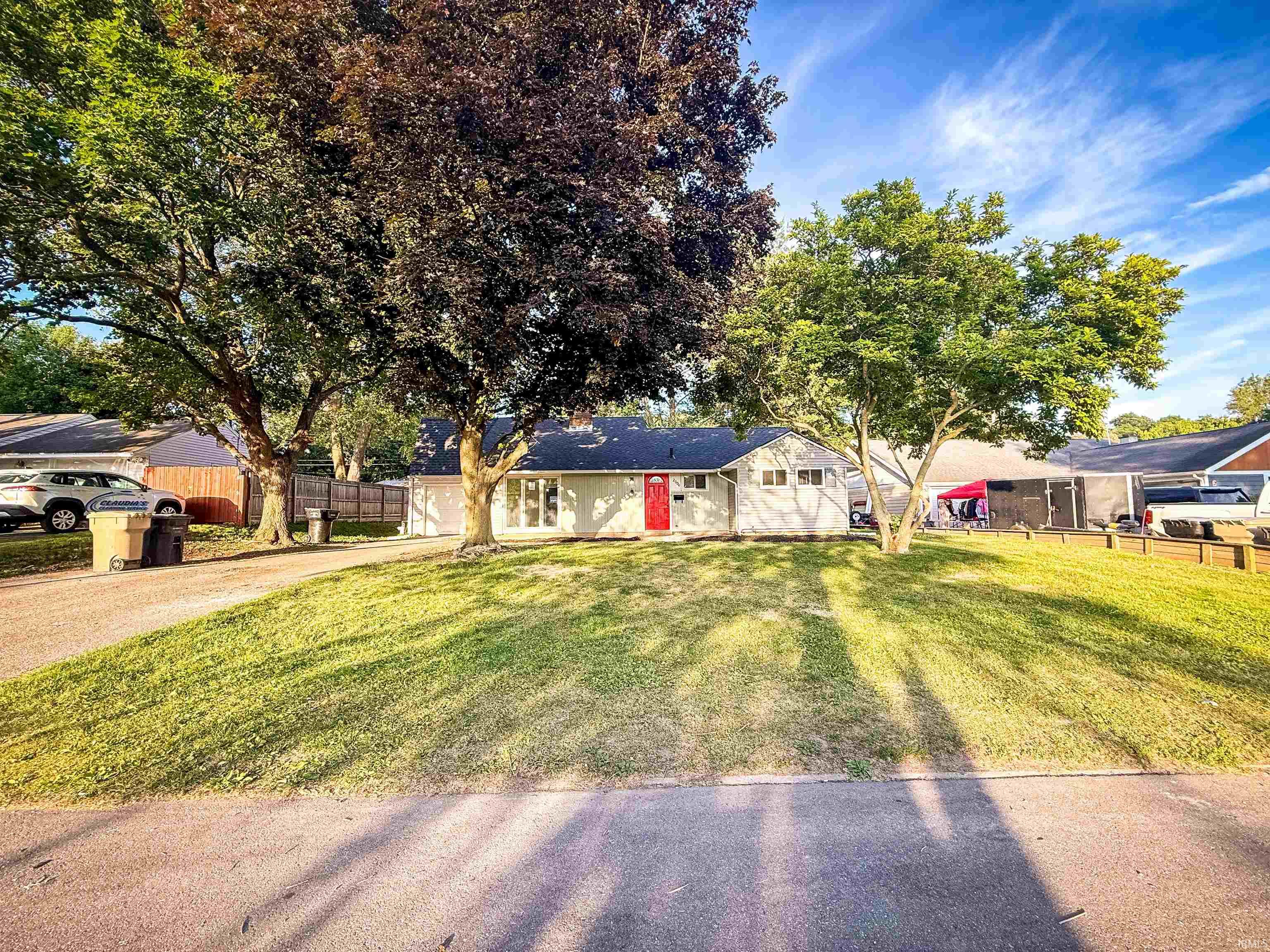 2904 Hilltop Drive South Bend IN 46614