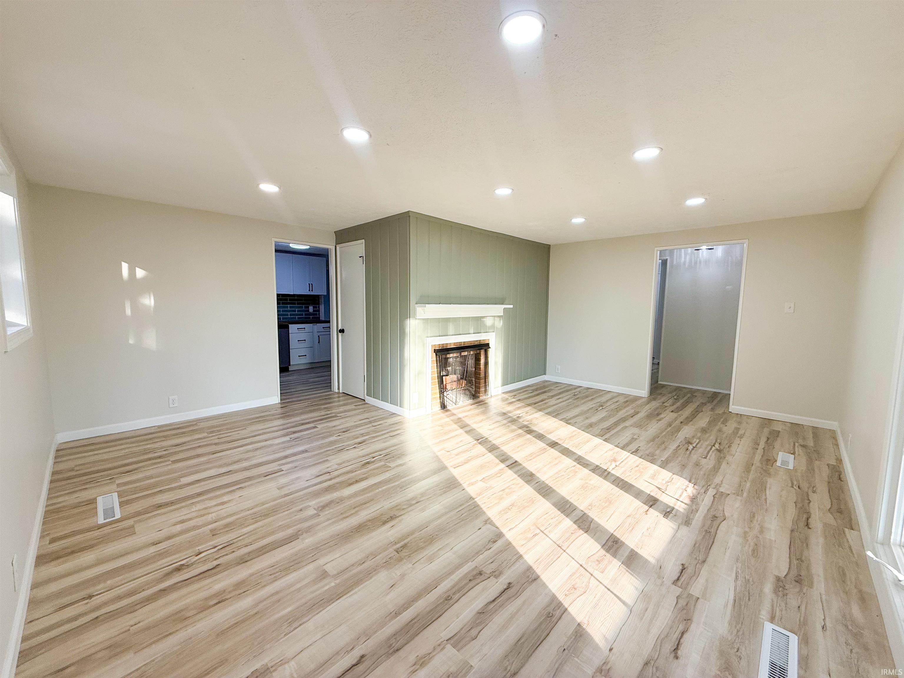 2904 Hilltop Drive South Bend IN 46614