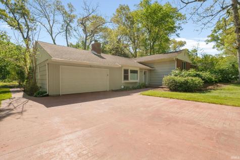 53146 Oakmont Central Drive South Bend IN 46637