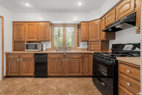 53146 Oakmont Central Drive South Bend IN 46637