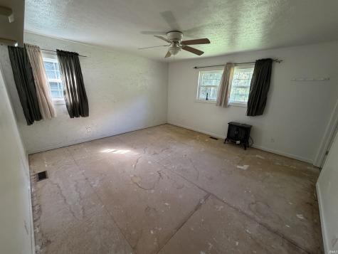 942 Sunny Acres Drive Bedford IN 47421